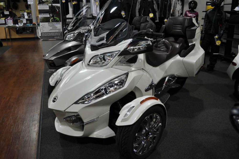 2013 can-am spyder rt limited  touring 