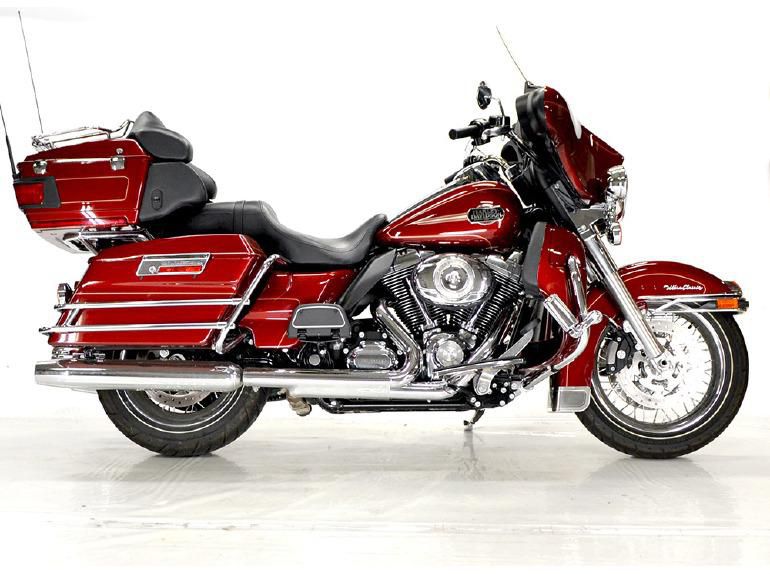 2010 harley-davidson electra glide ultra classic flhtcu  touring 