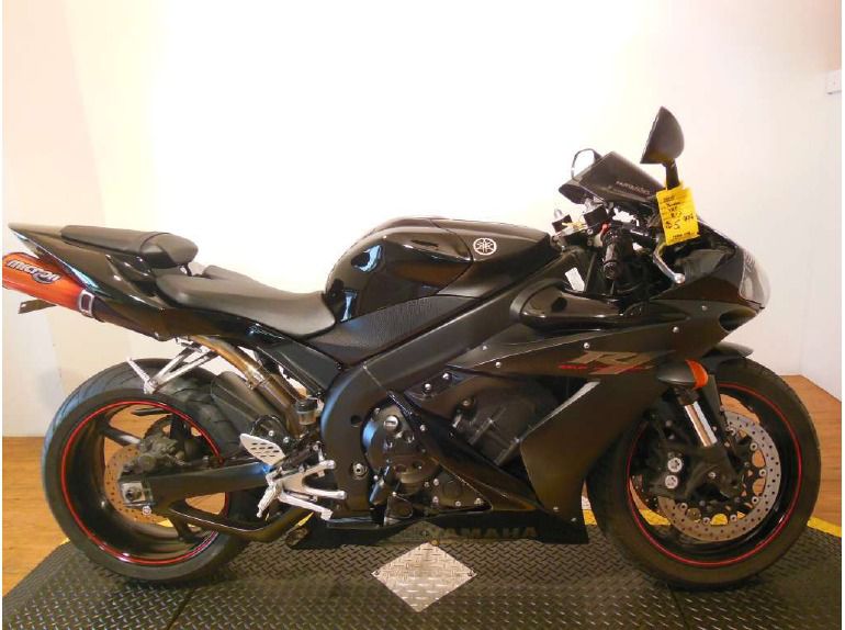 2005 yamaha yzf-r1 