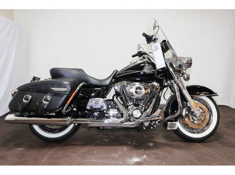 2010 harley-davidson flhrc road king classic 