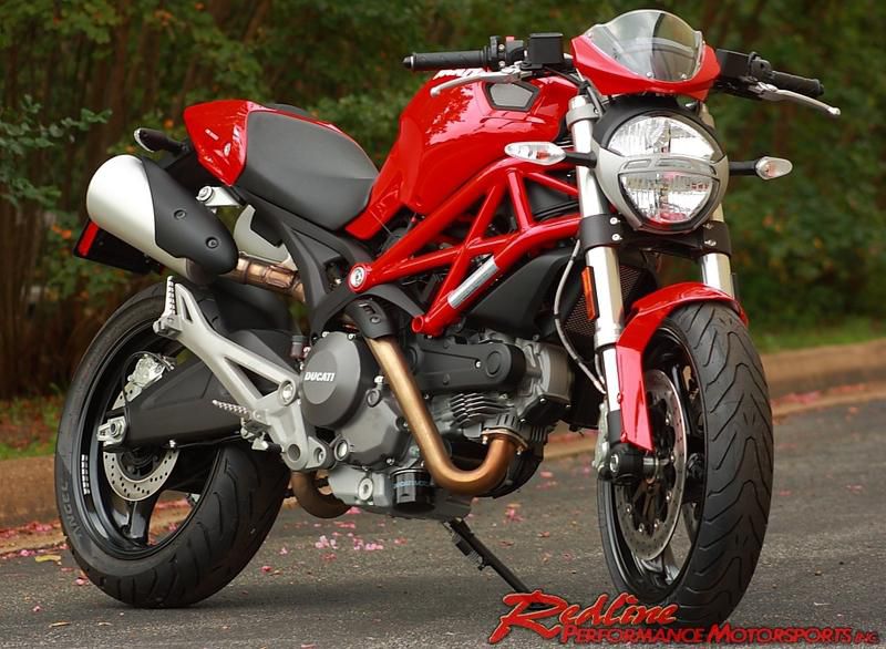 2013 ducati monster 696  sportbike 