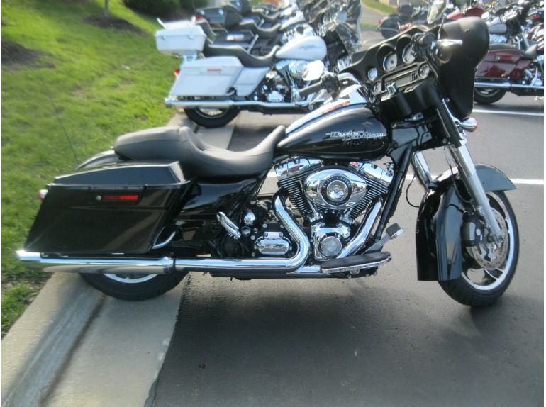 2011 harley-davidson street glide flhx 