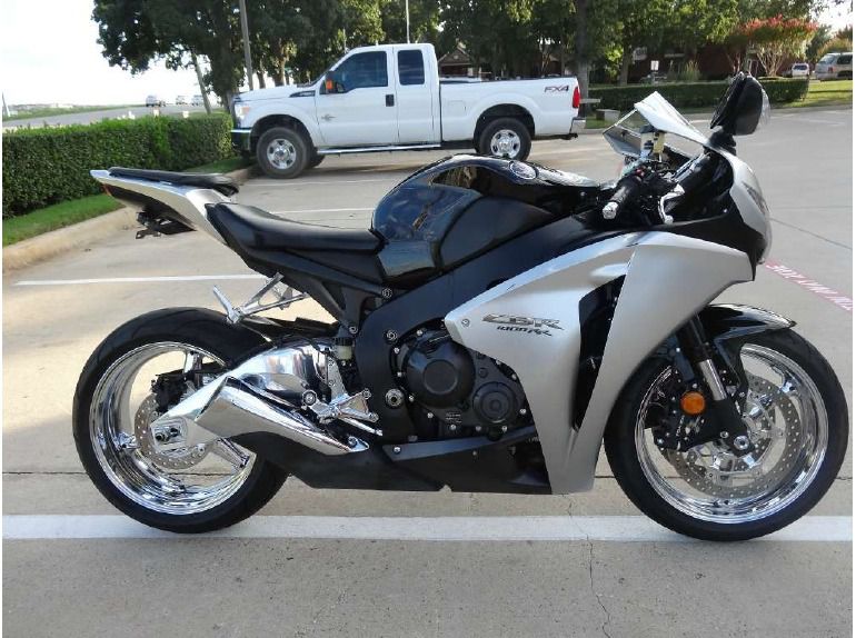 2008 honda cbr1000rr 