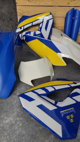 Husaberg fe 390 450 570 2009 2010 2011 2012 plastics kit + graphics replica