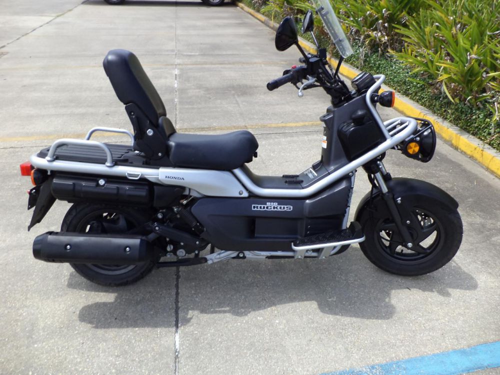 2006 honda ps250 big ruckus  scooter 