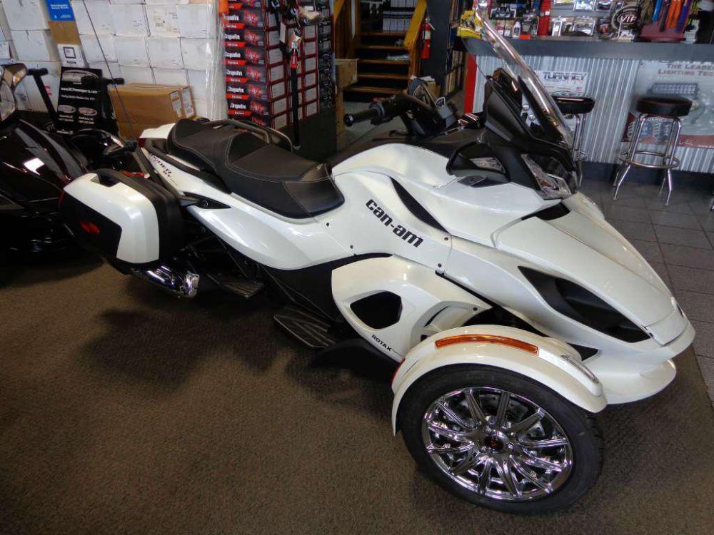 2013 can-am spyder st limited  sport touring 