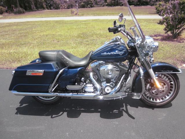 2012 harley-davidson flhr road king  touring 