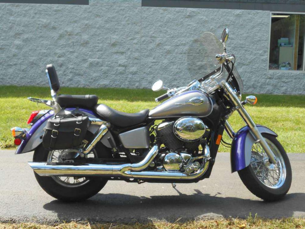 2002 Honda Shadow Ace 750 Deluxe Cruiser 