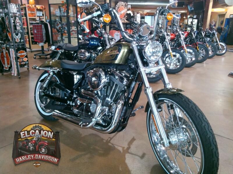 2013 Harley-Davidson XL1200V - Sportster Seventy-Two Standard 