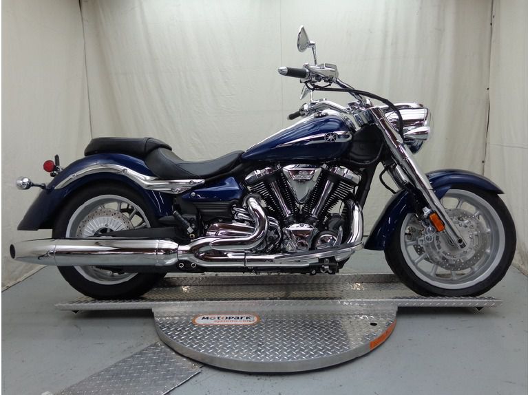 Buy 2014 Yamaha Roadliner S on 2040-motos