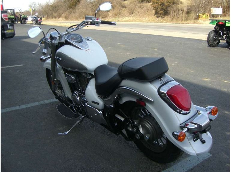 Дуги на Suzuki Boulevard c50