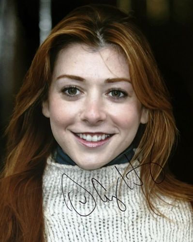 Alyson Hannigan Signed In Person 8x10 Photo - Authentic