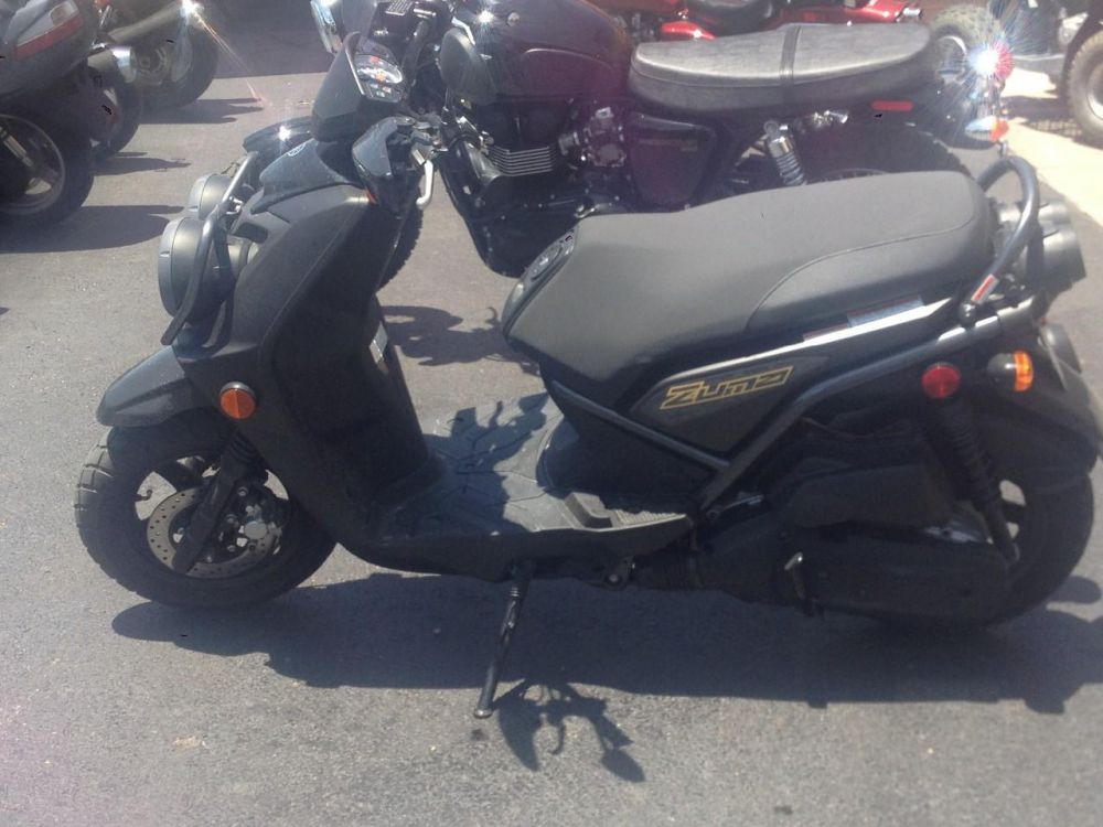 2013 yamaha zuma 125  scooter 