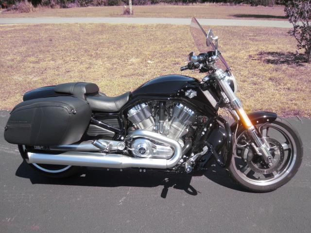 2012 harley-davidson vrscf v-rod muscle  cruiser 