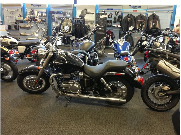 2013 triumph america - phantom black 