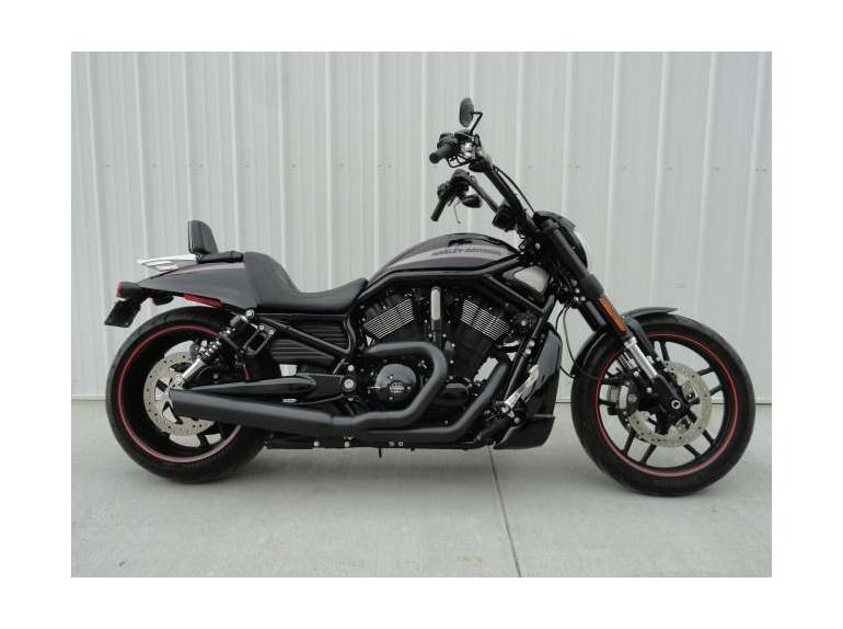 2010 Harley-Davidson XL1200C 