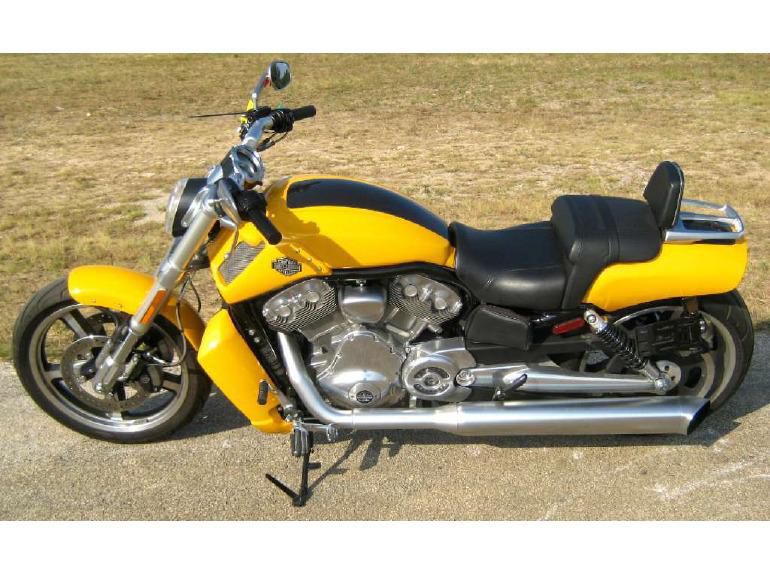 2012 harley-davidson vrscf v-rod muscle  cruiser 