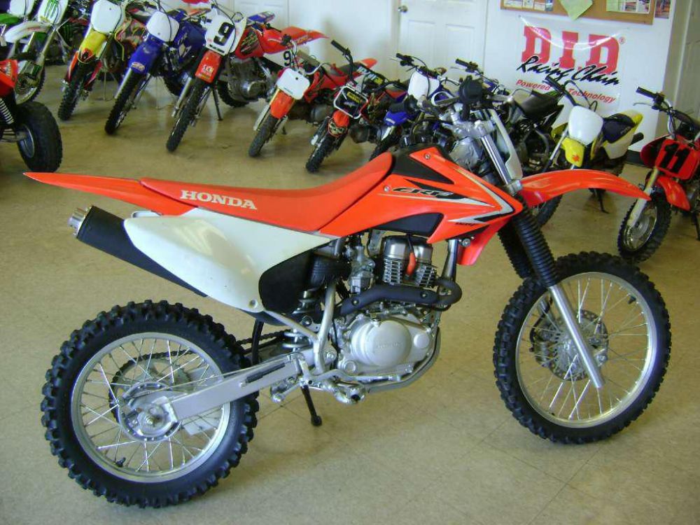 2009 honda crf150f  dirt bike 