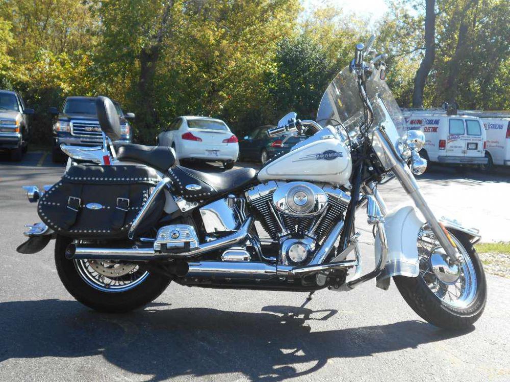 2006 Harley-Davidson FLSTC/FLSTCI Heritage Softail Classic Cruiser 