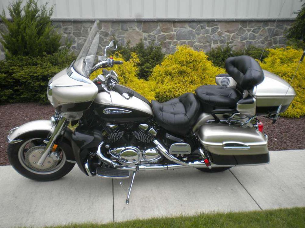 2009 yamaha royal star venture  cruiser 