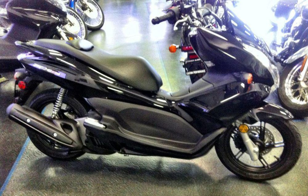 2013 honda pcx150  scooter 