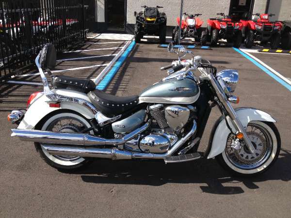 2011 suzuki boulevard c50t