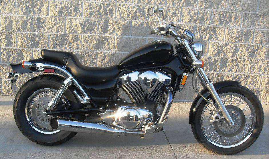 2005 suzuki boulevard s83  cruiser 