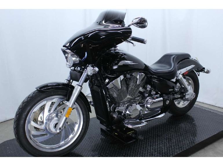 Buy 2006 Honda VTX1300C (VTX1300C) on 2040-motos