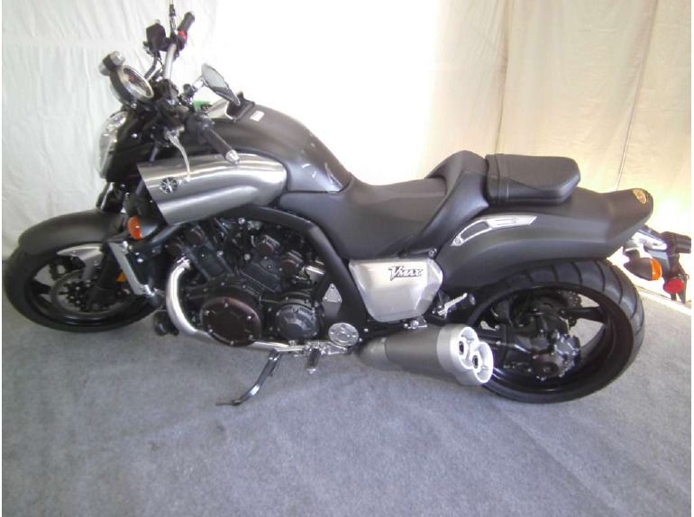 2012 yamaha vmax 