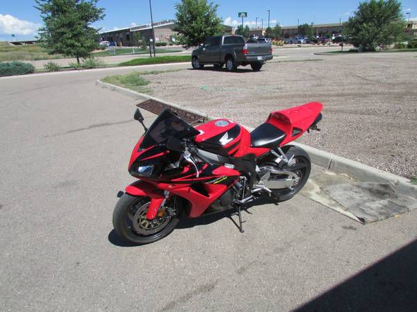 209373-2006 Honda Cbr1000rr