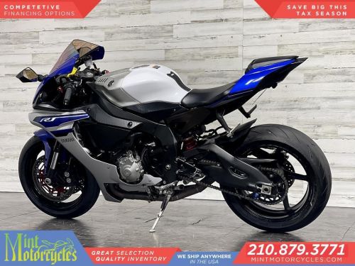 2016 Yamaha YZF-R1S