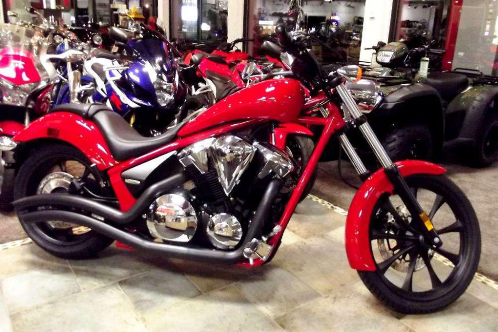 Buy 2013 Honda Fury (VT1300CX) Custom on 2040-motos
