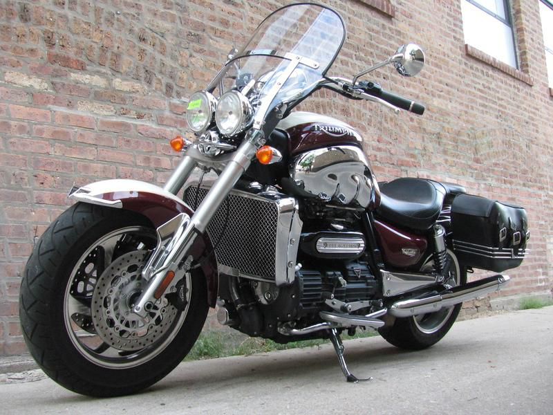 Кастомайзинг Triumph Rocket 3