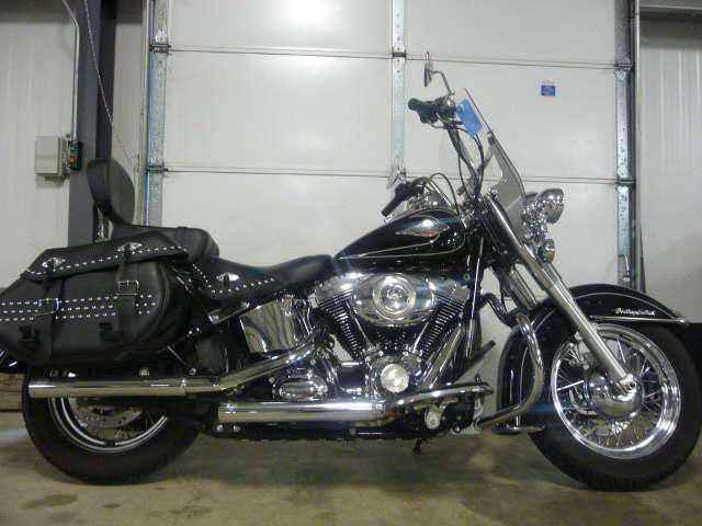 2011 harley-davidson flstc heritage softail classic  cruiser 