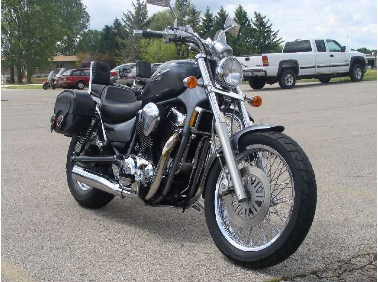 2005 suzuki boulevard s83 