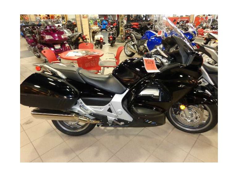 2010 honda st1300 