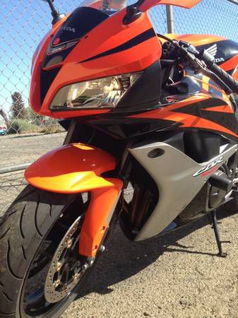 2008 honda cbr600rr -- orange/black