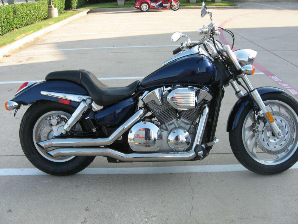 2007 honda vtx1300c  cruiser 