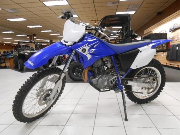 2007 yamaha tt-r 230  dirt bike 