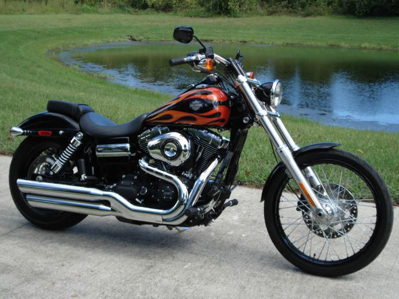 2012 harley davidson wide glide only 600 miles flame paint perfect