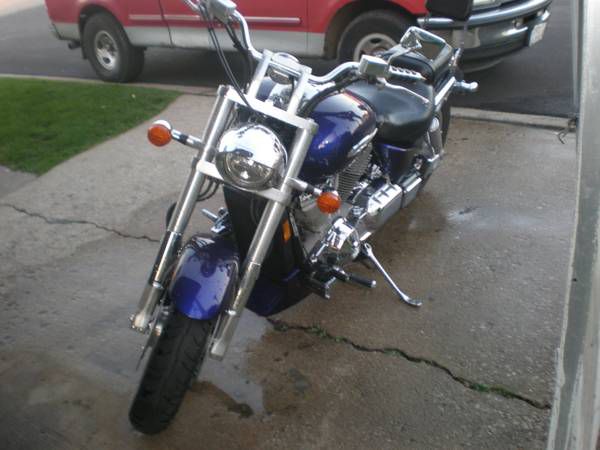 2003 honda vtx 1800v low miles