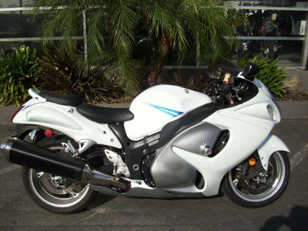 2009 suzuki hayabusa  sportbike 