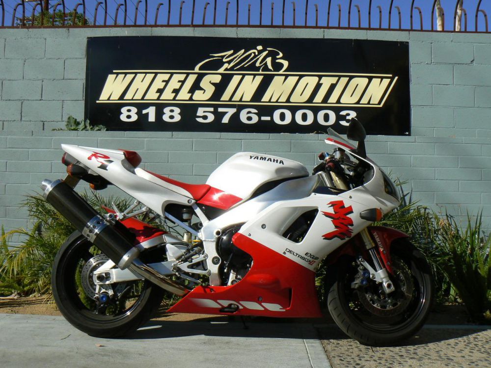 1998 Yamaha R1 Sportbike 