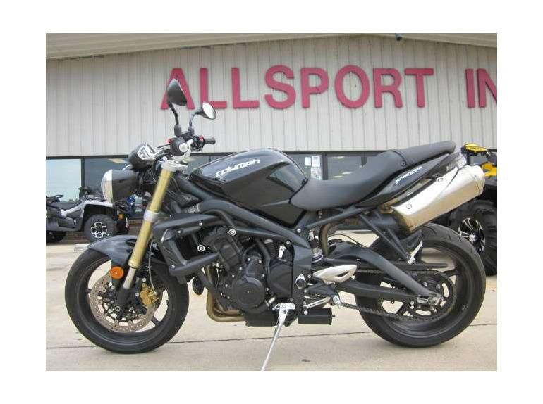 2012 triumph street triple - phantom black  sportbike 