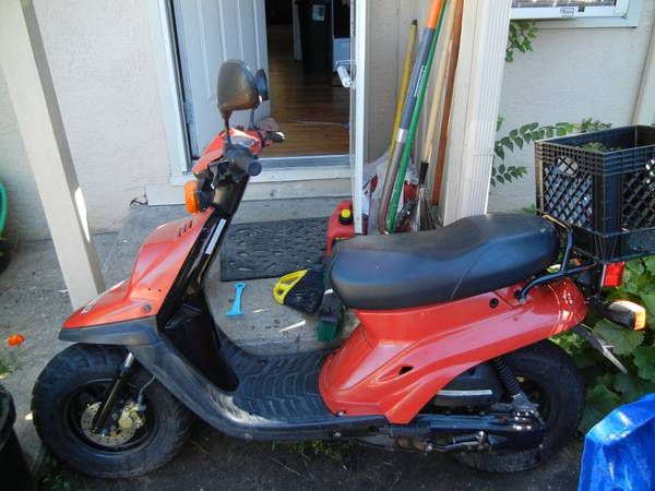 1998 Yamaha Zuma 49cc Scooter