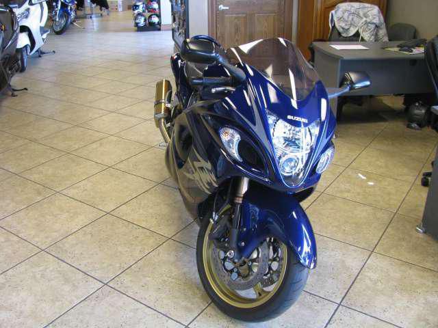 2008 suzuki hayabusa  sportbike 