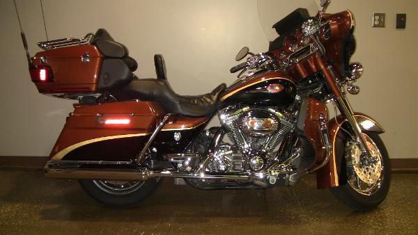 2008 harley-davidson flhtcuse3 screamin eagle ultra classic  touring 