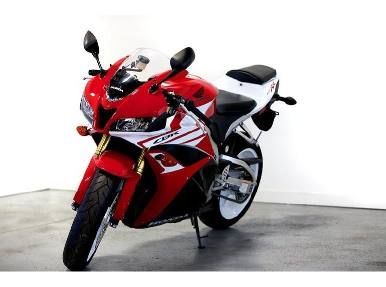 2012 honda cbr600rr  sportbike 