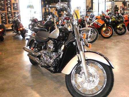 2012 honda shadow aero (vt750c)  cruiser 