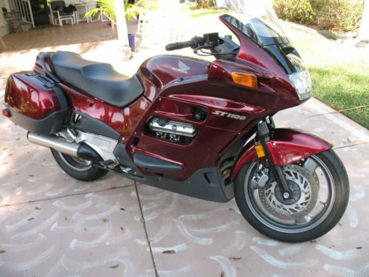 2000 Honda ST1100, Showroom Condition, Mint